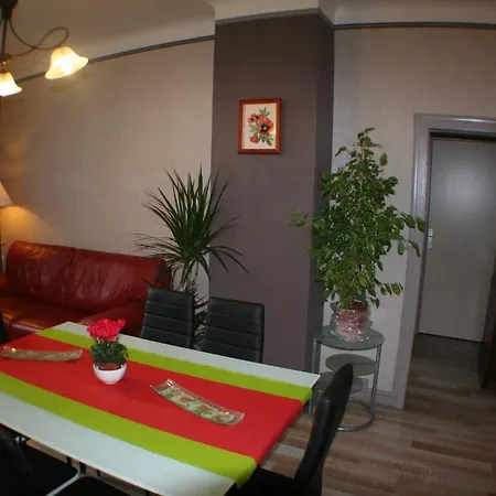 Les Berges De L'ornain Apartment *