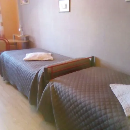 Les Berges De L'ornain בר-לה-דוק