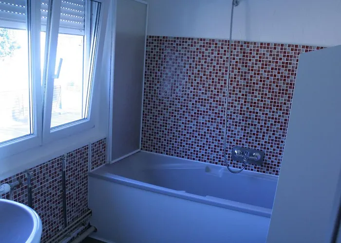 Апартаменты Les Berges De L'ornain *